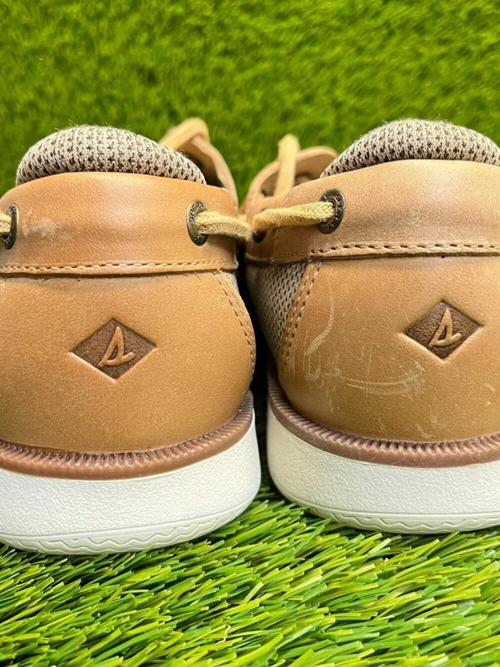 Sperry‎ Surveyo 2-Eye Mens Size 8 Brown White Casual Classic Leather Boat Shoes